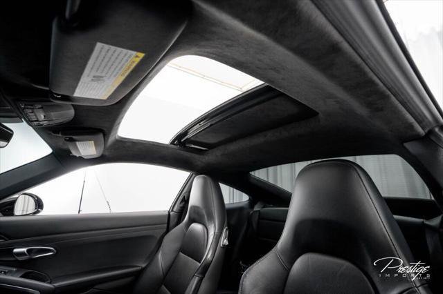 Used 2019 Porsche 911 Carrera RWD image 24