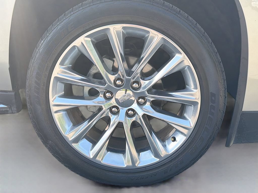 Used 2017 Cadillac Escalade Luxury AWD/4WD image 34
