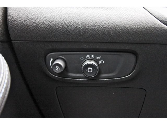 Used 2025 Buick Encore GX Sport Touring w/ Comfort Package FWD image 21