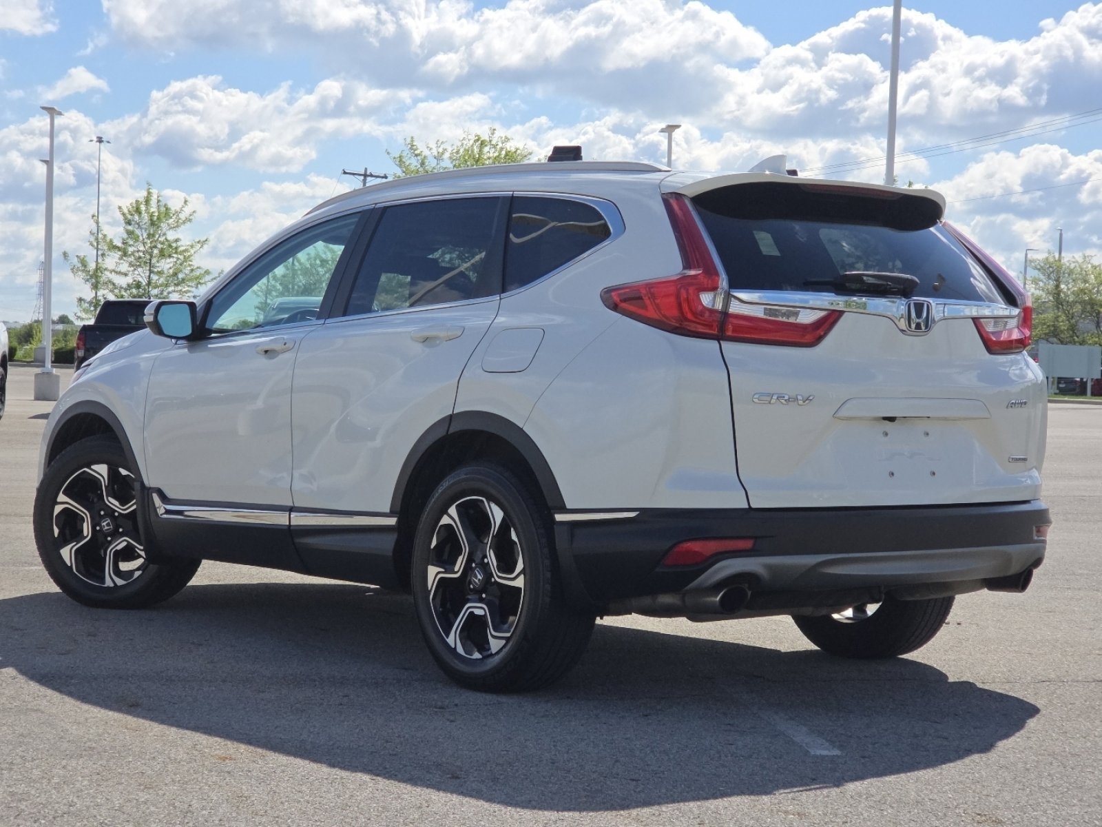 Used 2018 Honda CR-V Touring image 16