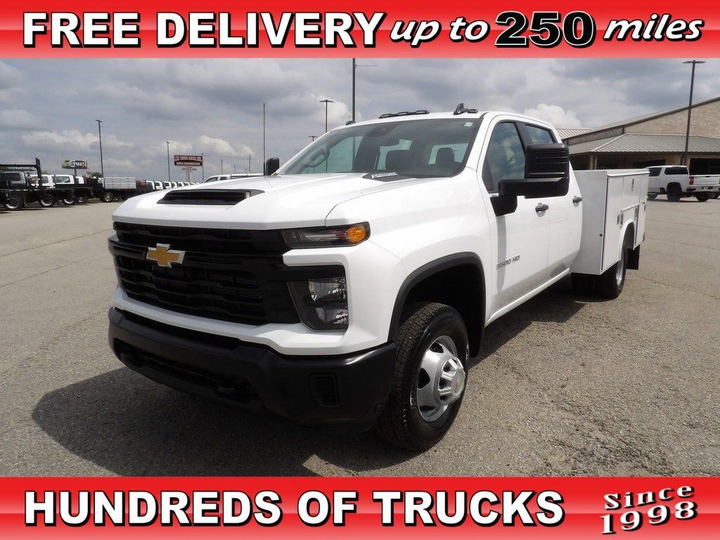 Used 2026 Chevrolet Silverado 3500 W/T image 1