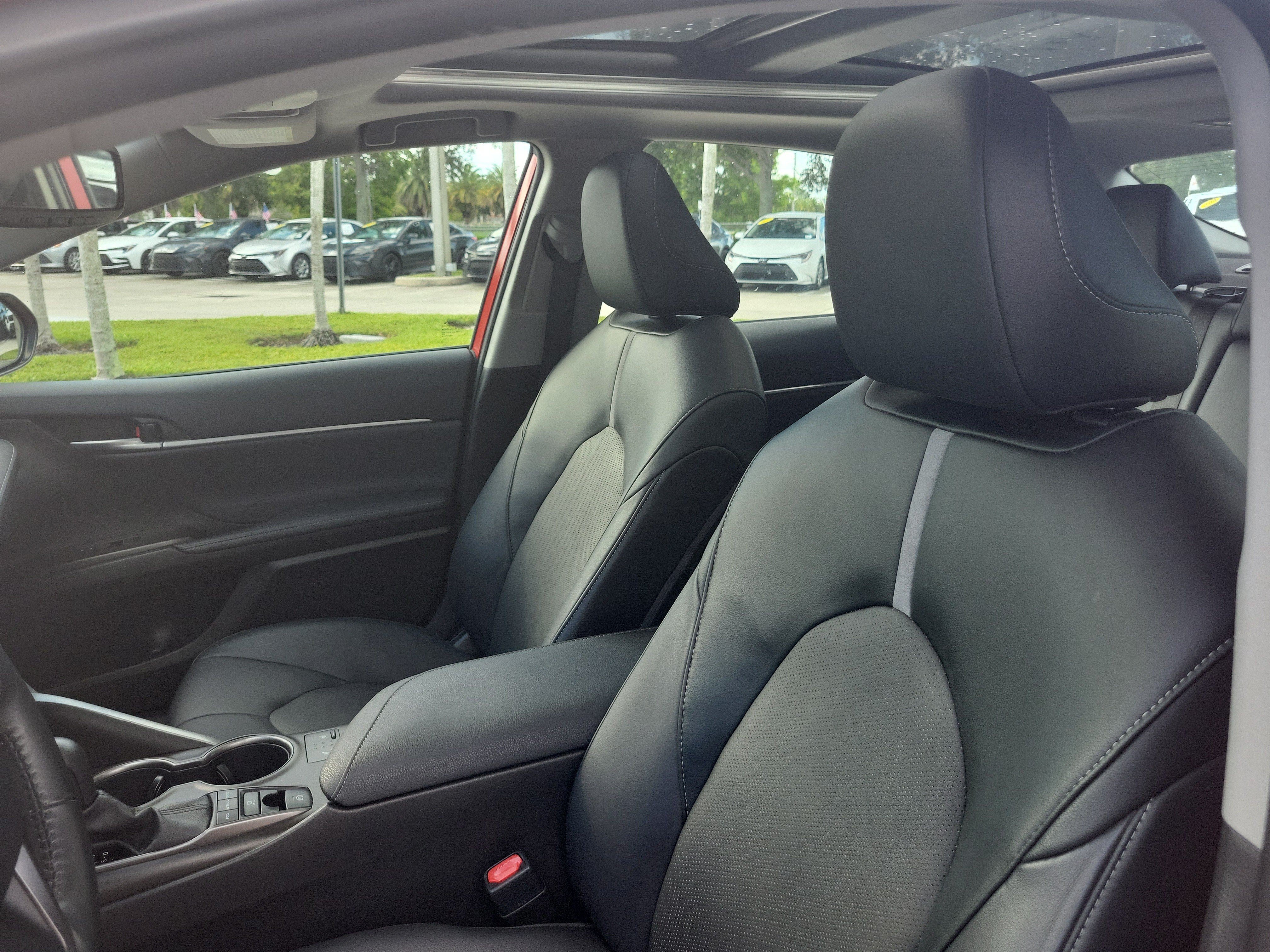 Used 2023 Toyota Camry XSE FWD image 20