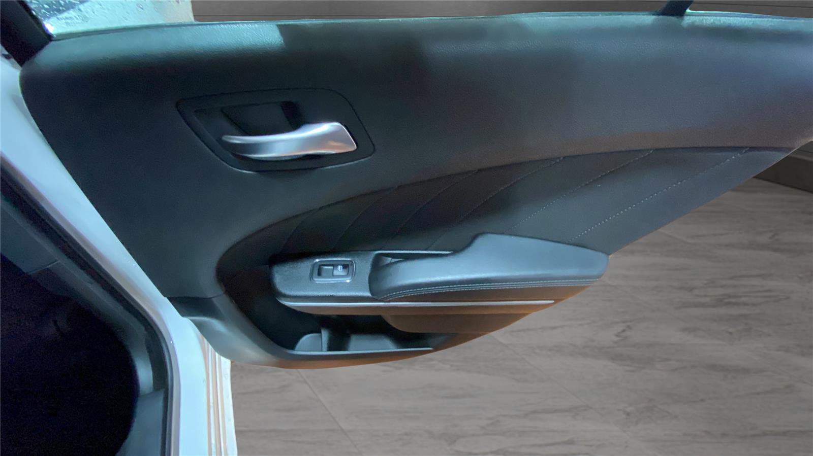 Used 2023 Dodge Charger SXT image 32