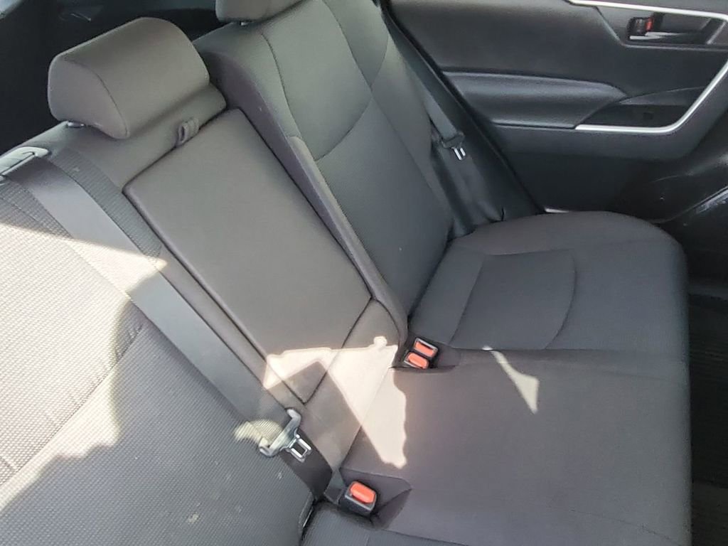 Used 2023 Toyota RAV4 LE image 32