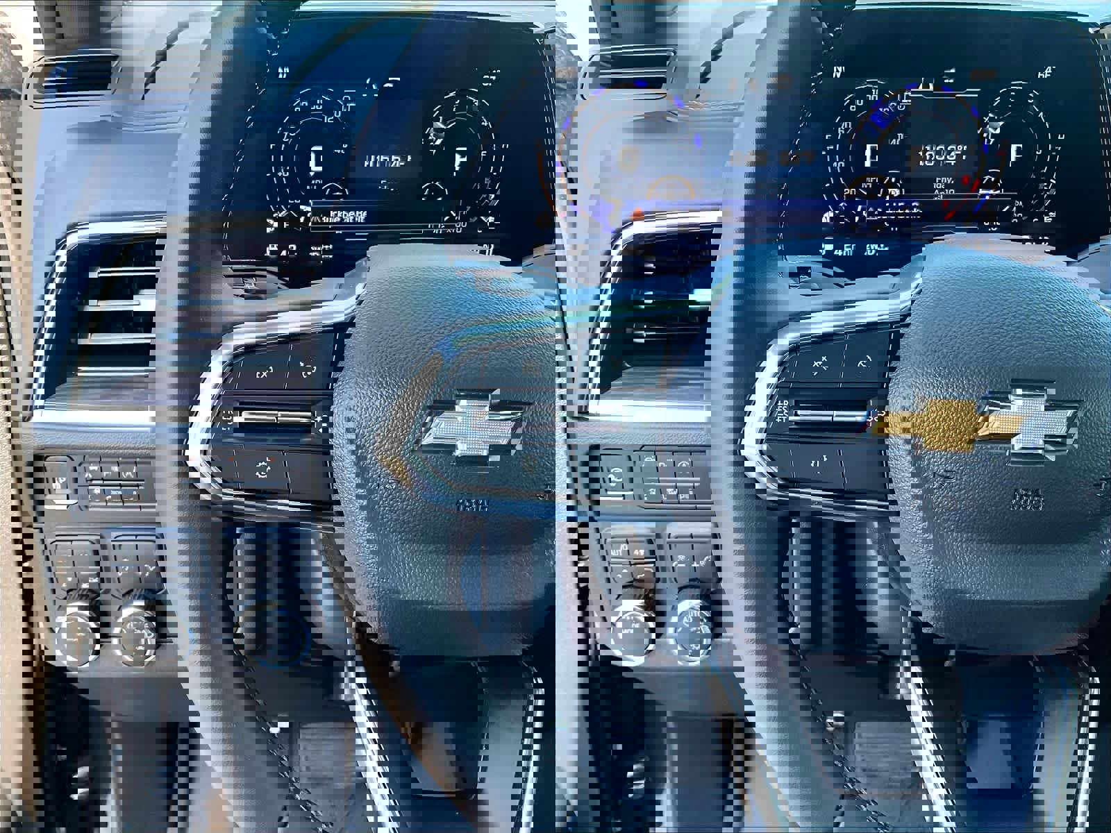 Used 2025 Chevrolet Tahoe LS image 24