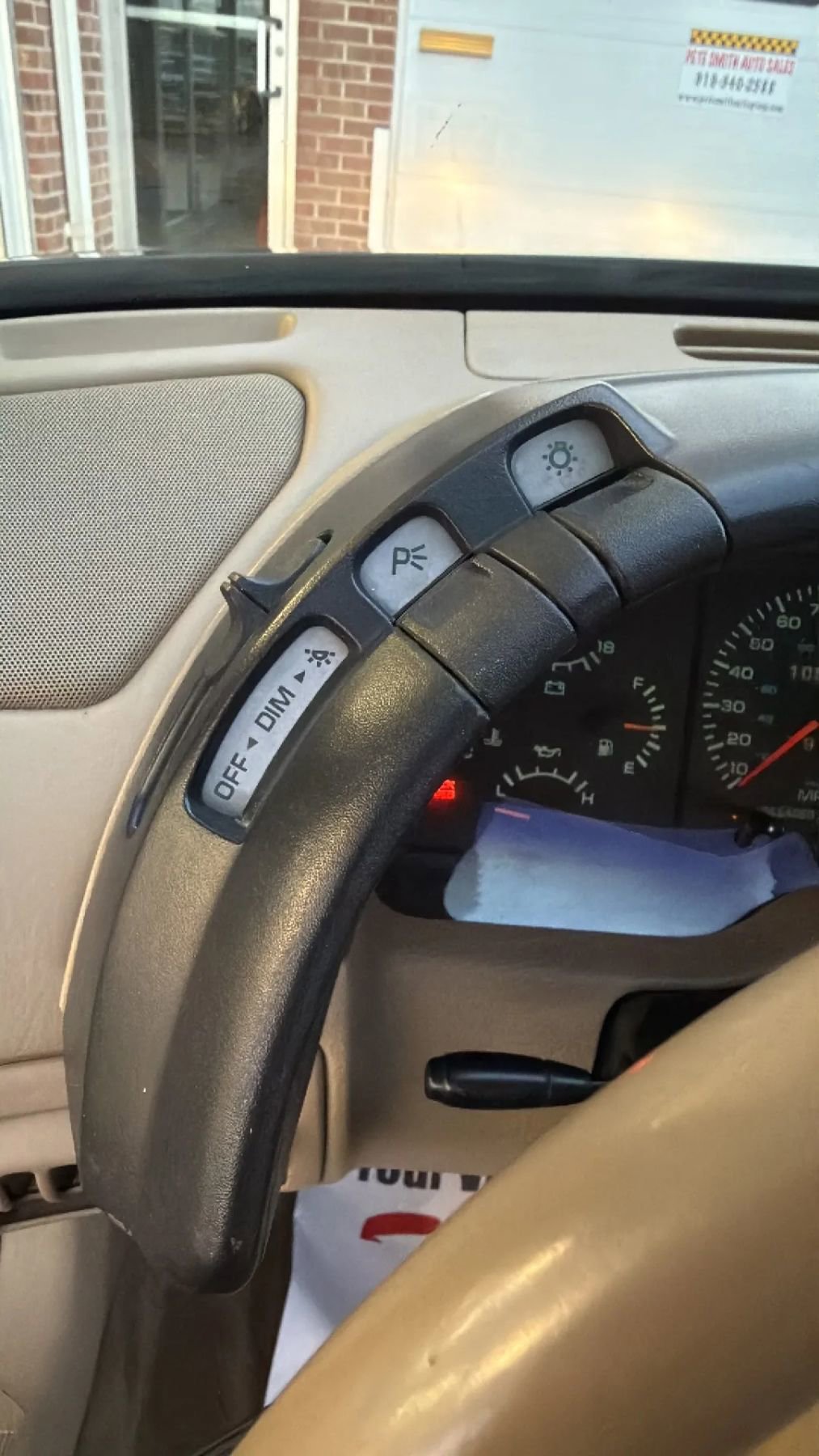 Used 1995 Chrysler LeBaron GTC FWD image 21