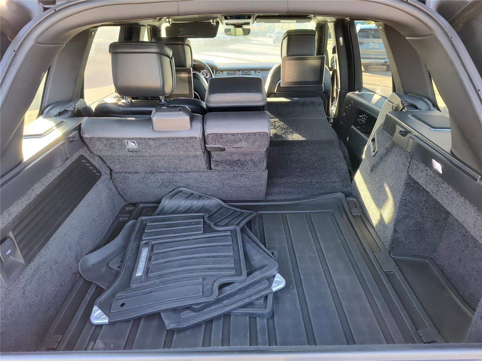 Used 2021 Land Rover Range Rover SV Autobiography Dynamic image 7