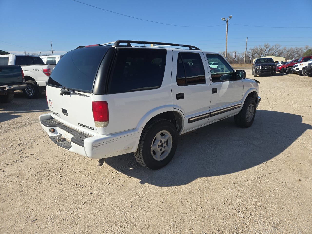 Used 2000 Chevrolet Blazer LS w/ LS Preferred Equipment Group image 3