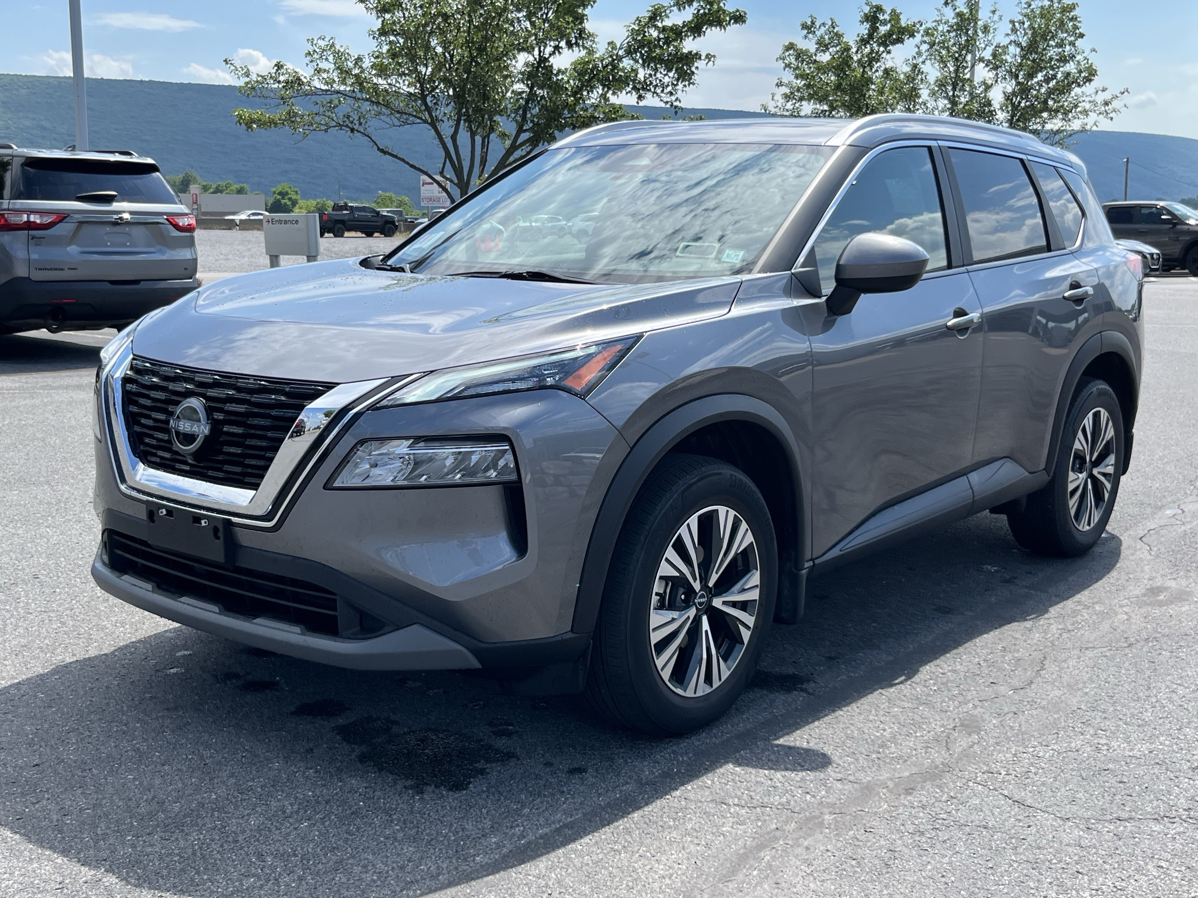 Used 2023 Nissan Rogue SV w/ SV Premium B Package AWD/4WD image 11