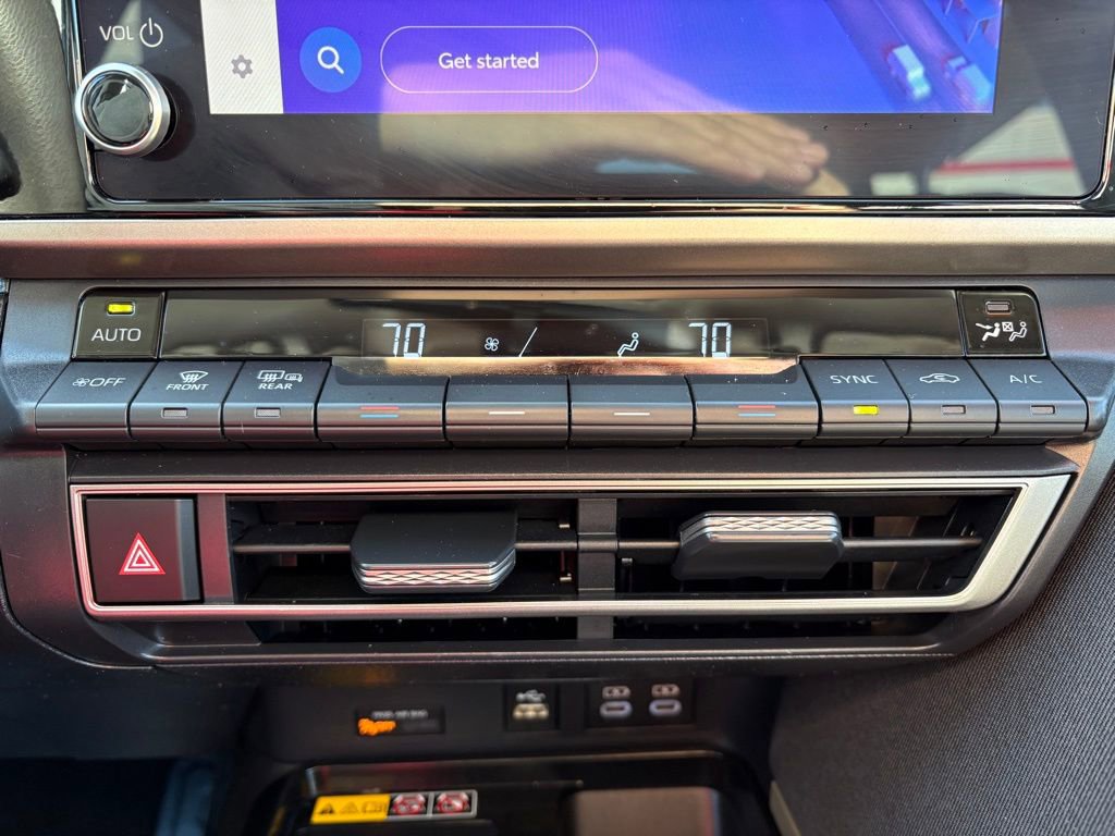 Certified 2025 Toyota Camry LE FWD image 27