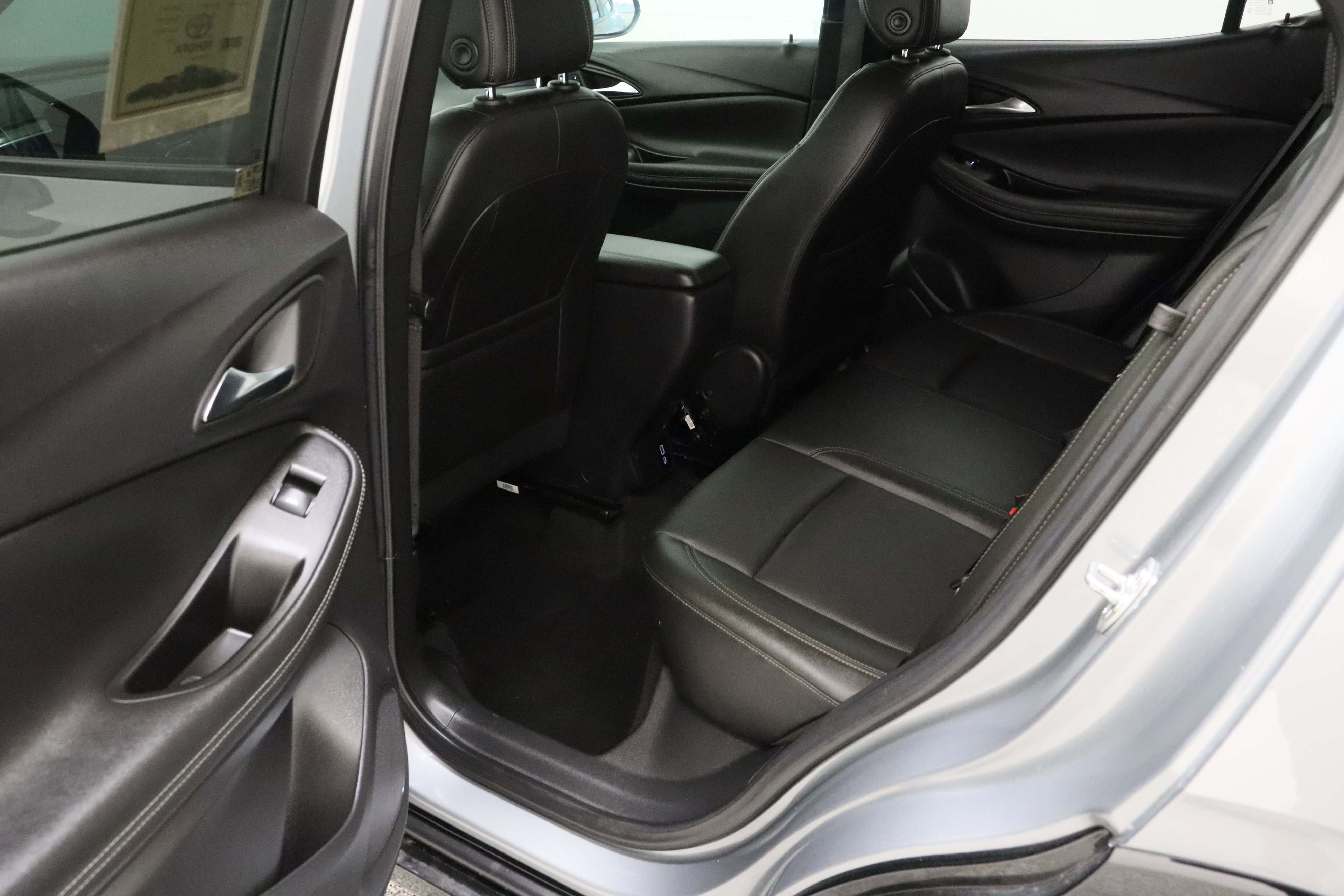 Used 2024 Buick Encore GX Sport Touring image 26