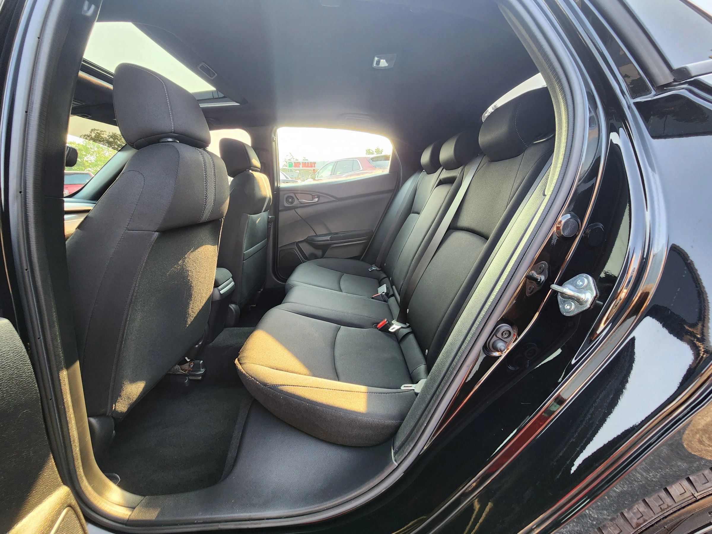 Used 2020 Honda Civic EX image 18