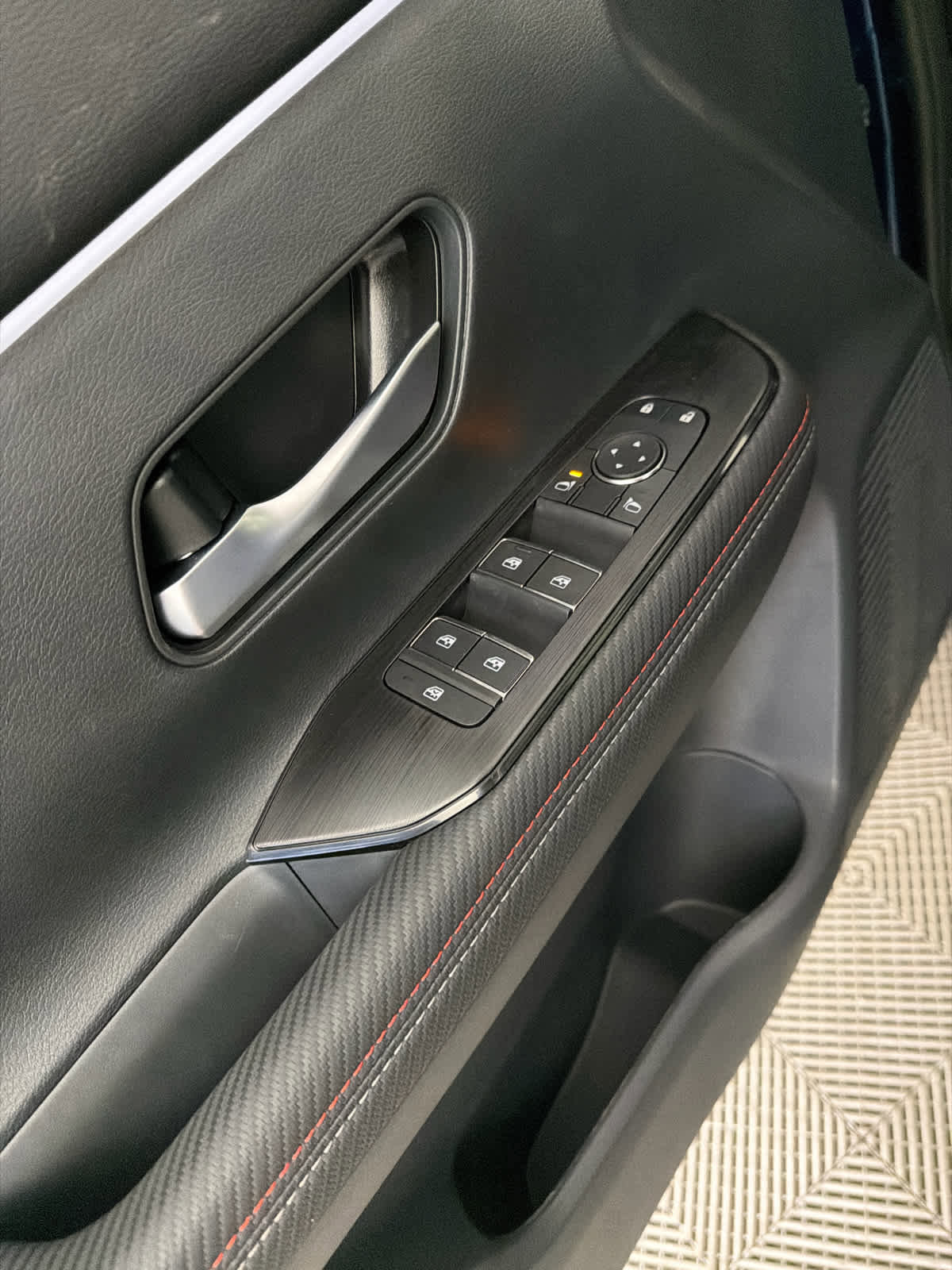 New 2026 Nissan Kicks SR w/ SR Premium Package image 23