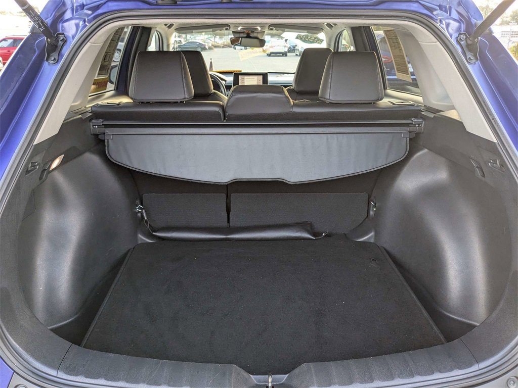 Used 2023 Toyota Corolla Cross XLE image 12