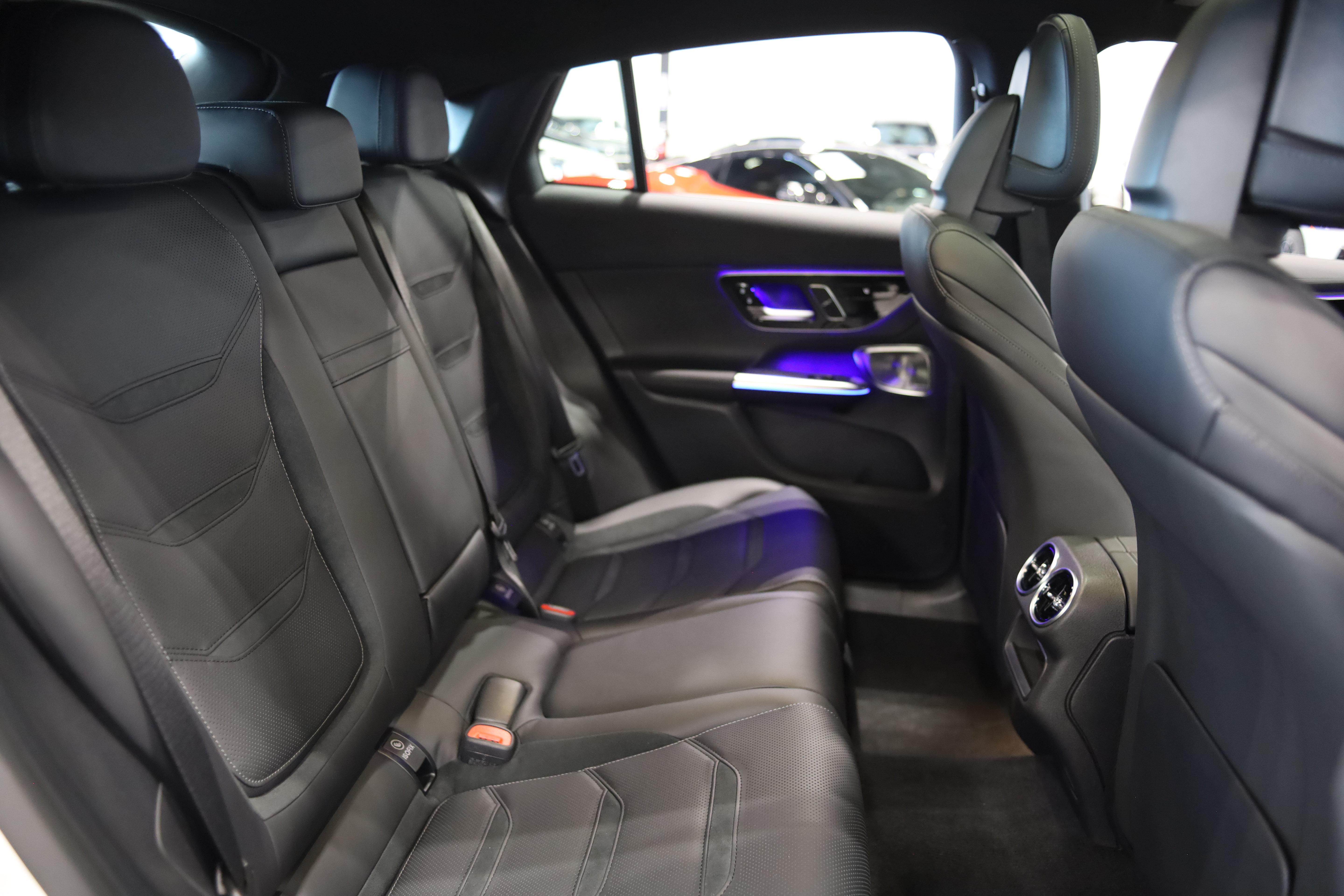 Used 2025 Mercedes-Benz GLC 63 AMG S w/ Driver Assistance Package image 38