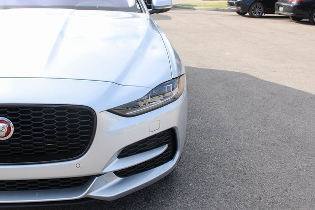 Used 2020 Jaguar XE S image 44