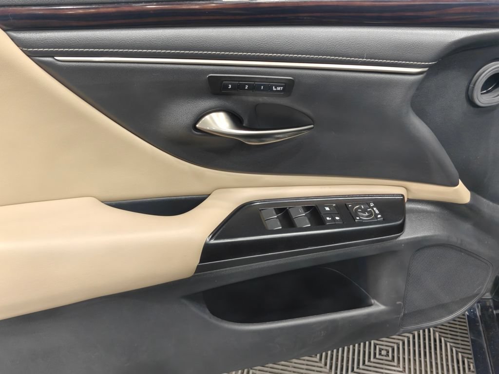 Used 2020 Lexus ES 350 w/ Premium Package FWD image 53