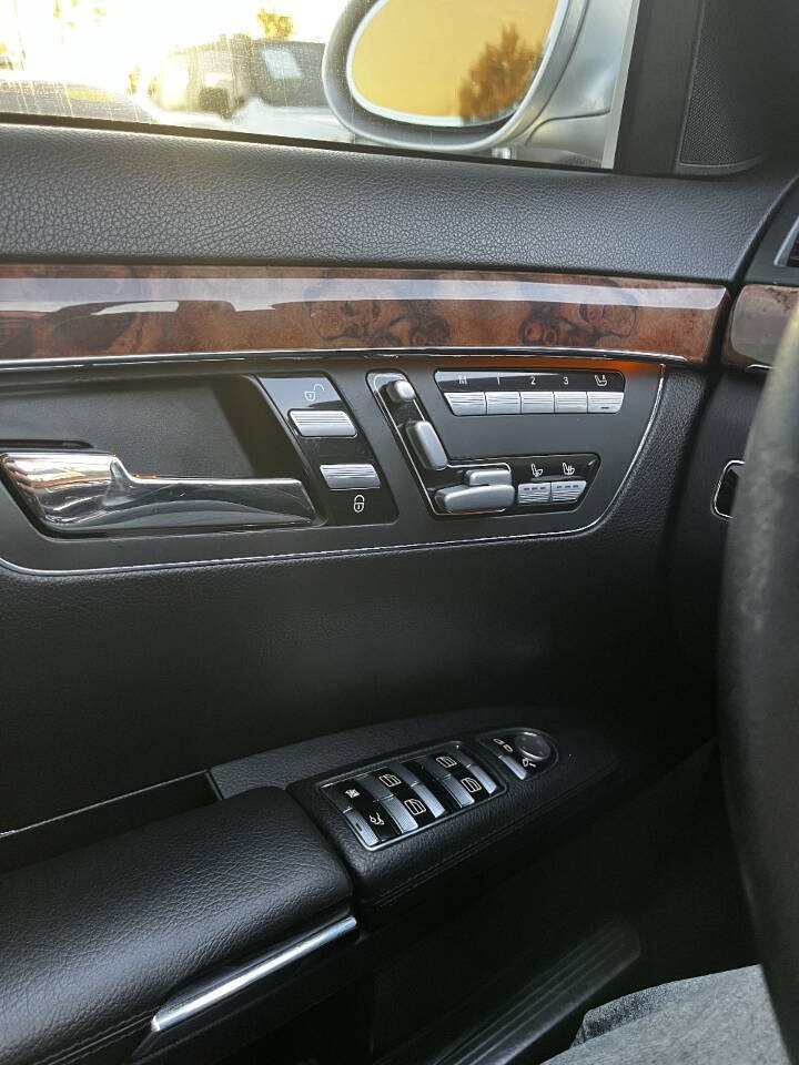 Used 2007 Mercedes-Benz S 550 image 21