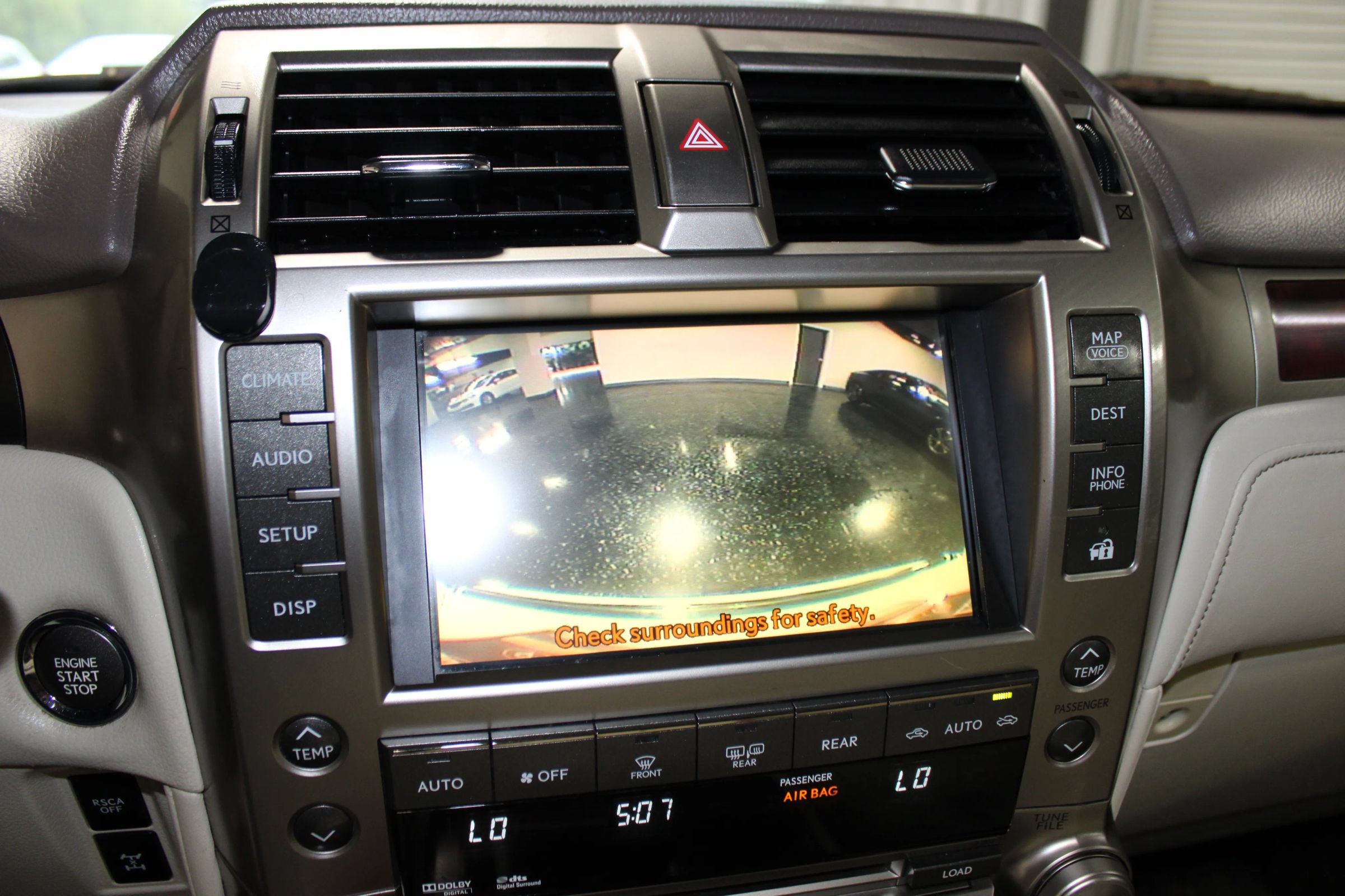 Used 2011 Lexus GX 460 w/ Comfort Plus Pkg AWD/4WD image 16