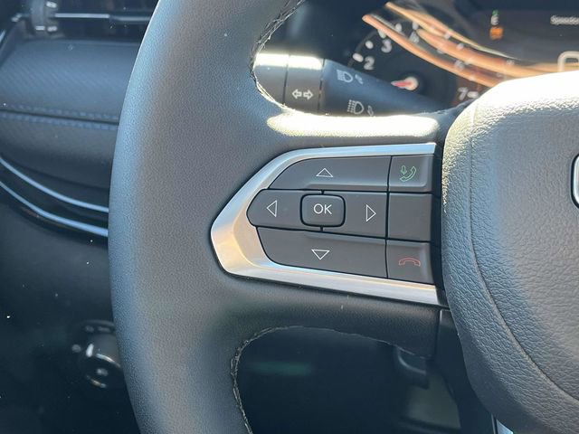 New 2026 Jeep Compass Latitude image 18