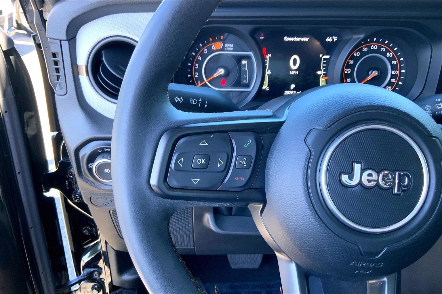 Certified 2024 Jeep Wrangler Unlimited Sport AWD/4WD image 22
