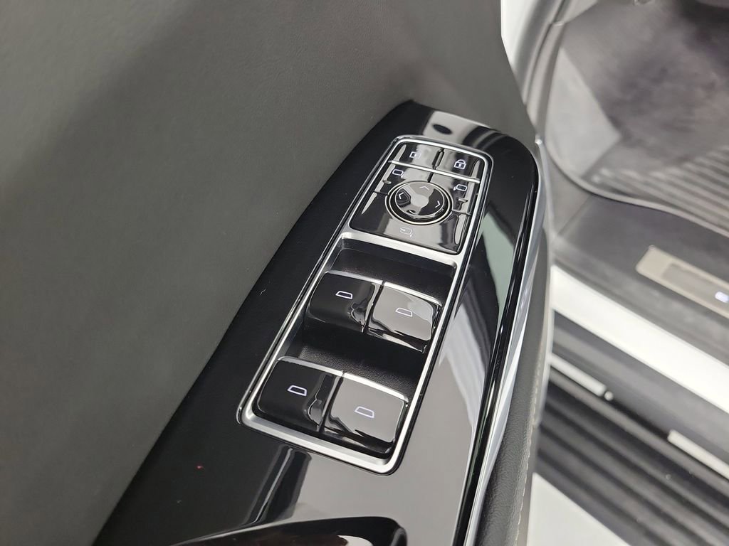 Used 2025 Cadillac Escalade Premium Luxury w/ LPO, Floor Liner Package image 21