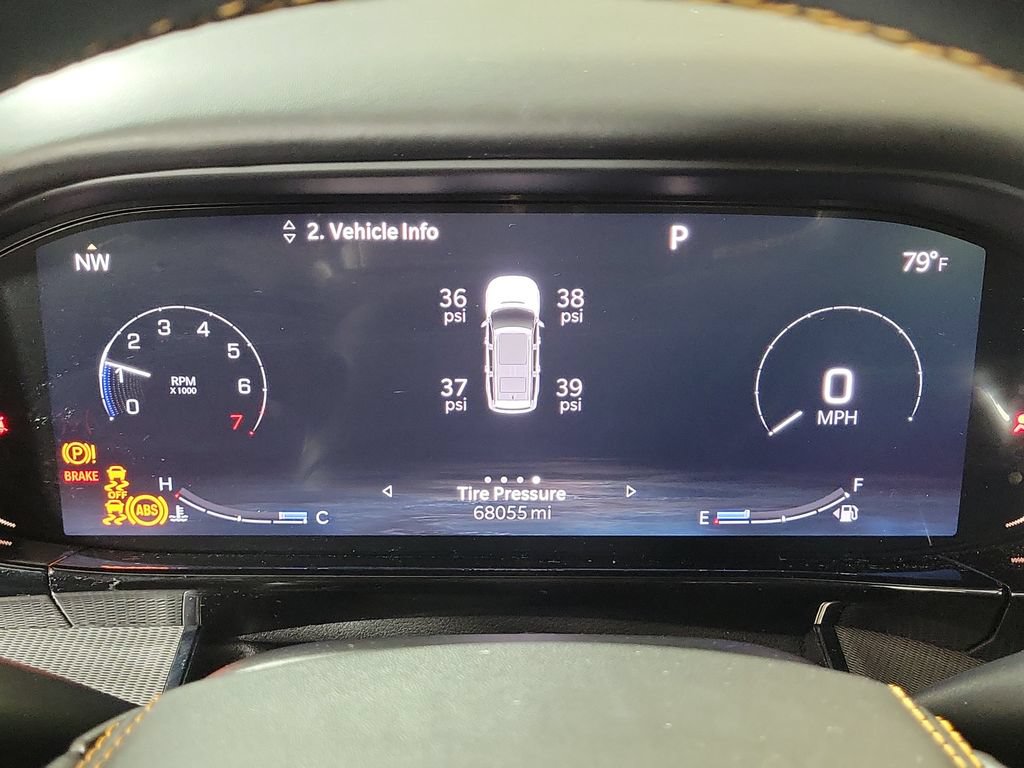 Used 2022 Jeep Grand Wagoneer Series III w/ Rear Seat Video Group 1 AWD/4WD image 18