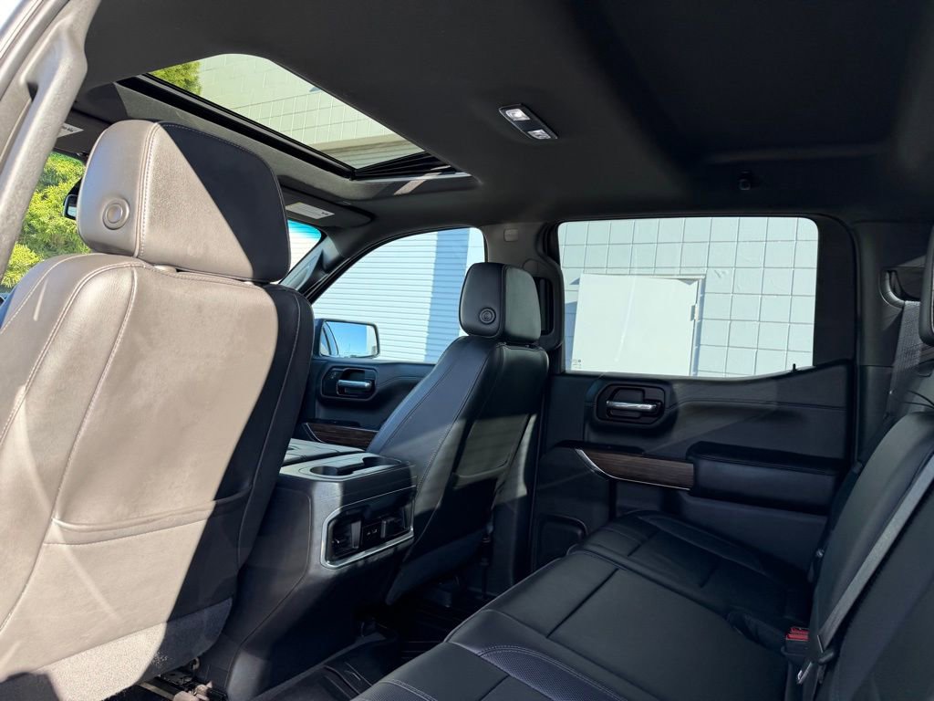 Used 2021 Chevrolet Silverado 1500 High Country w/ Safety Package II image 19