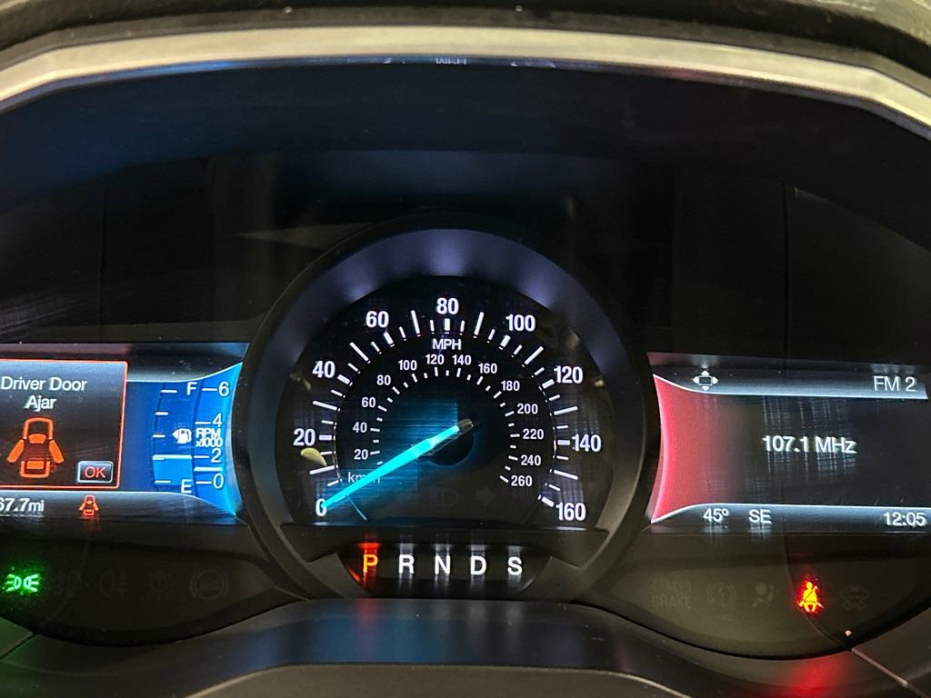 Used 2018 Ford Edge Titanium w/ Equipment Group 301A image 15