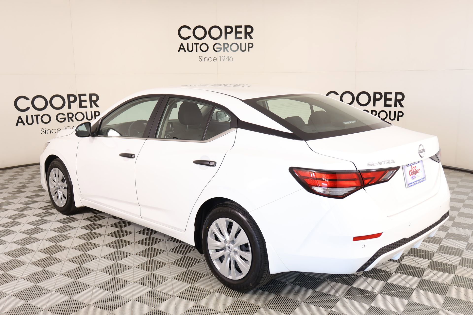 Used 2025 Nissan Sentra S image 21