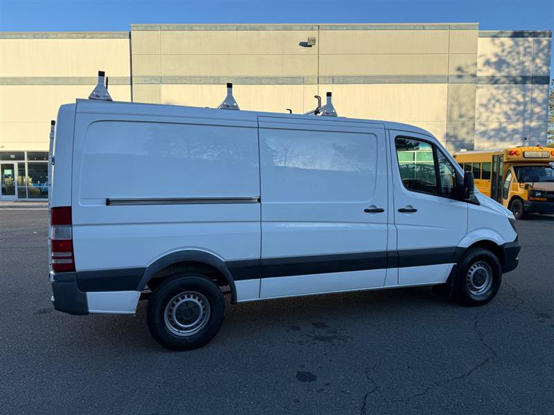 Used 2017 Mercedes-Benz Sprinter 2500 image 23