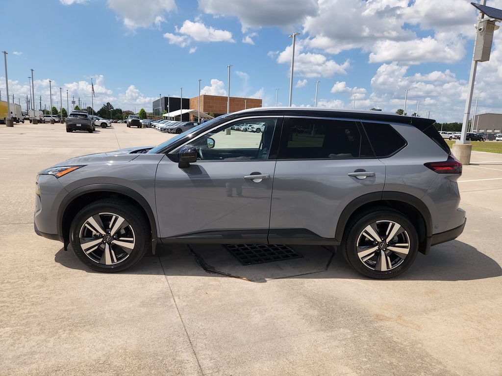 Certified 2025 Nissan Rogue SL AWD/4WD image 8