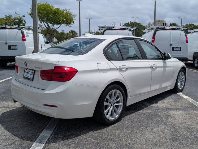 Used 2018 BMW 320i Sedan image 7