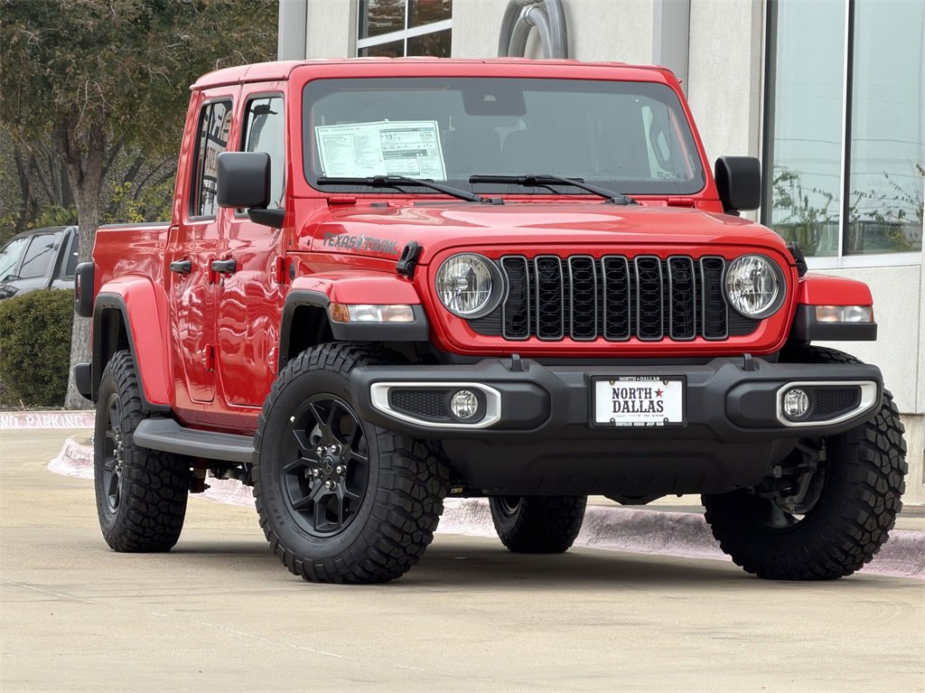 New 2025 Jeep Gladiator Sport image 2