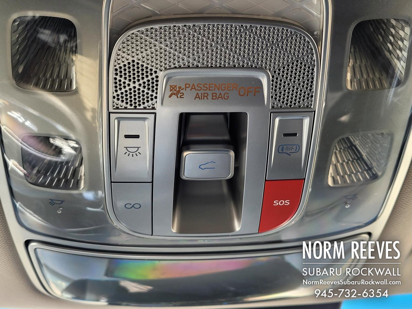 Used 2024 Genesis GV70 2.5T w/ Select Package image 30