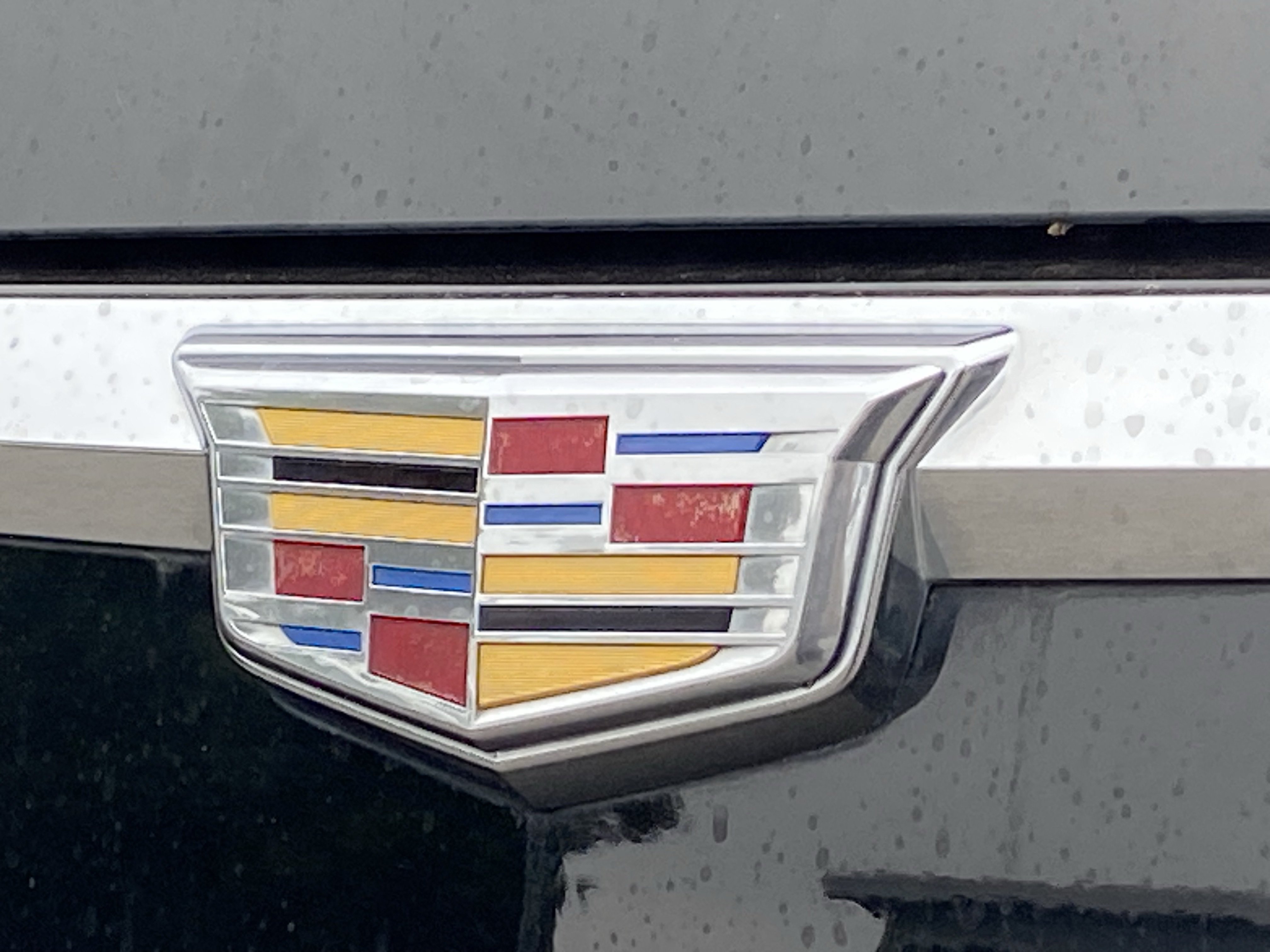 Used 2019 Cadillac Escalade Luxury AWD/4WD image 4