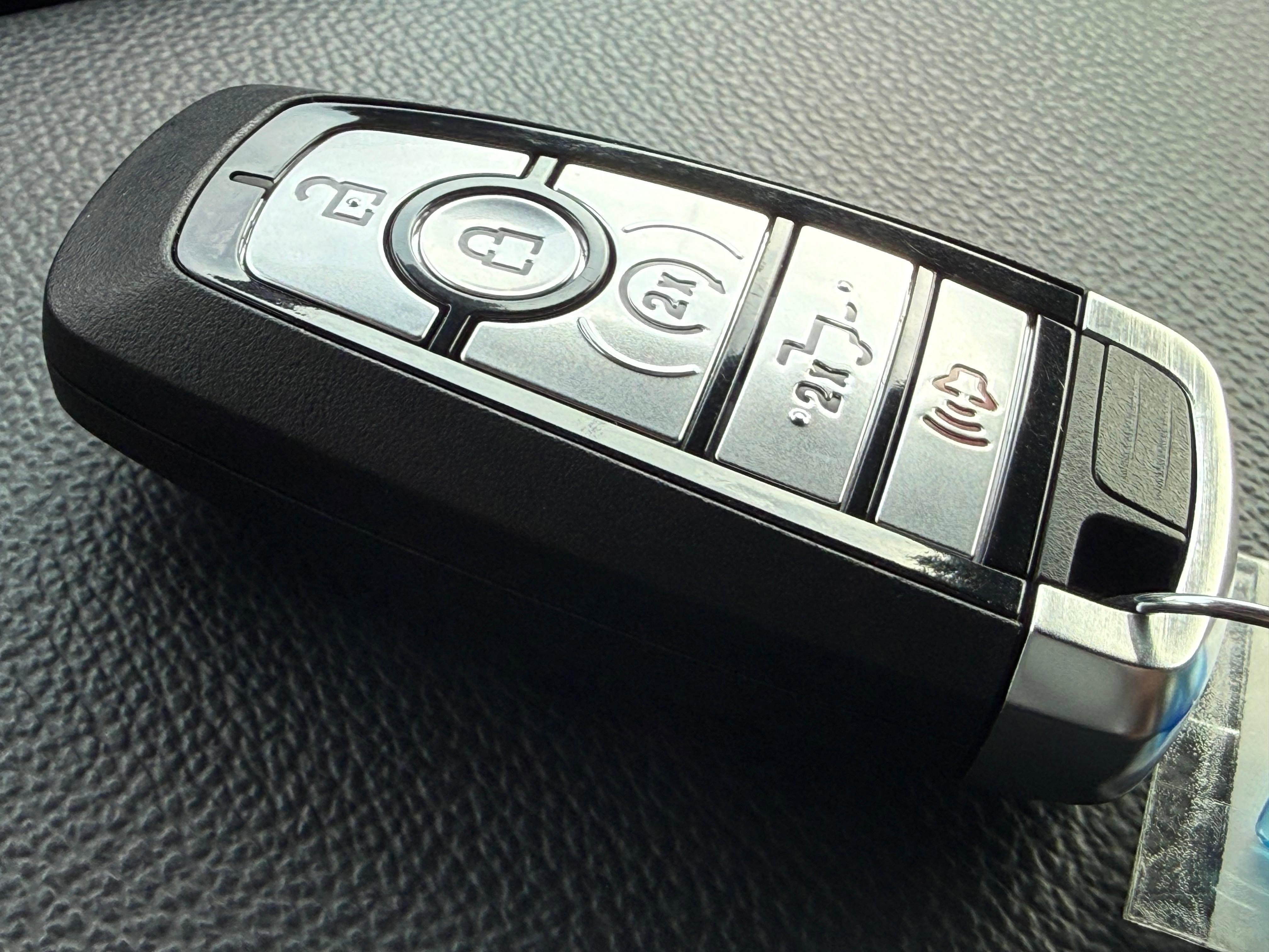 New 2025 Ford F250 Lariat w/ Lariat Ultimate Package image 62