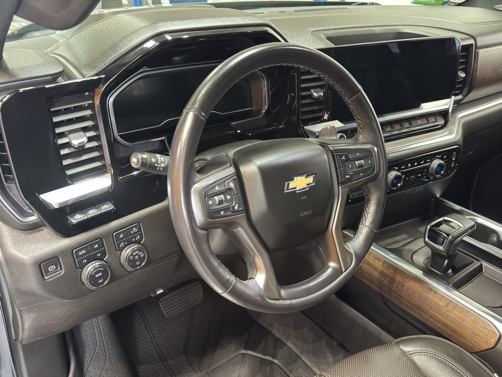Used 2023 Chevrolet Silverado 1500 High Country w/ High Country Premium Package image 20