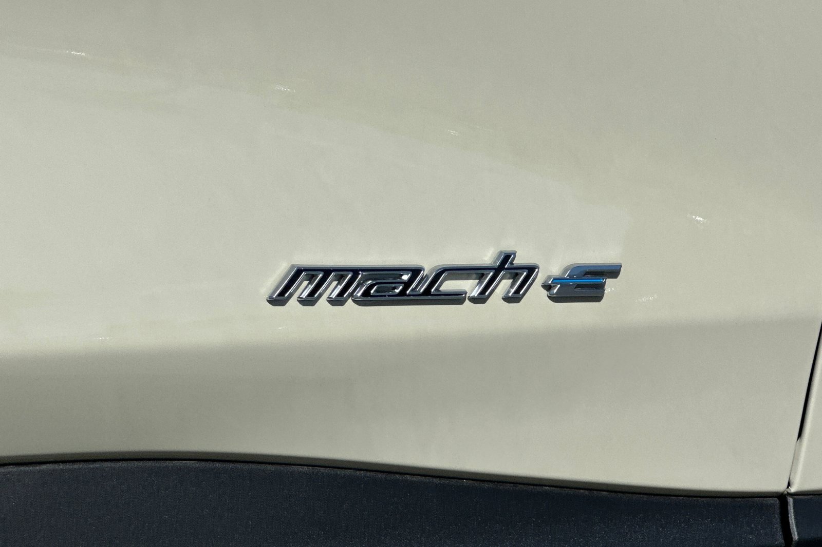New 2025 Ford Mustang Mach-E Select w/ Comfort Package Lite image 26