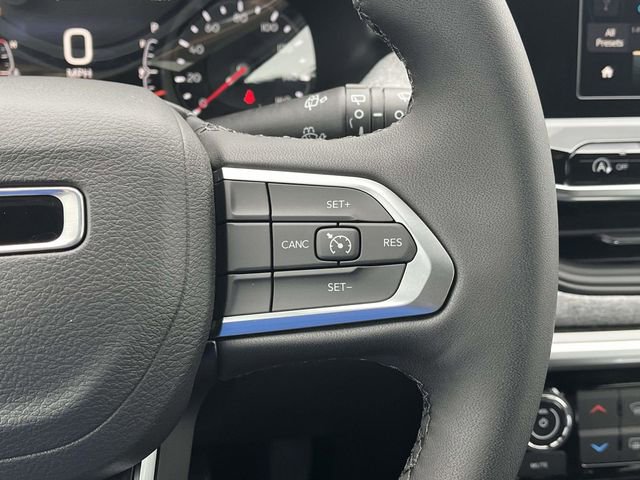 New 2026 Jeep Compass Latitude image 19