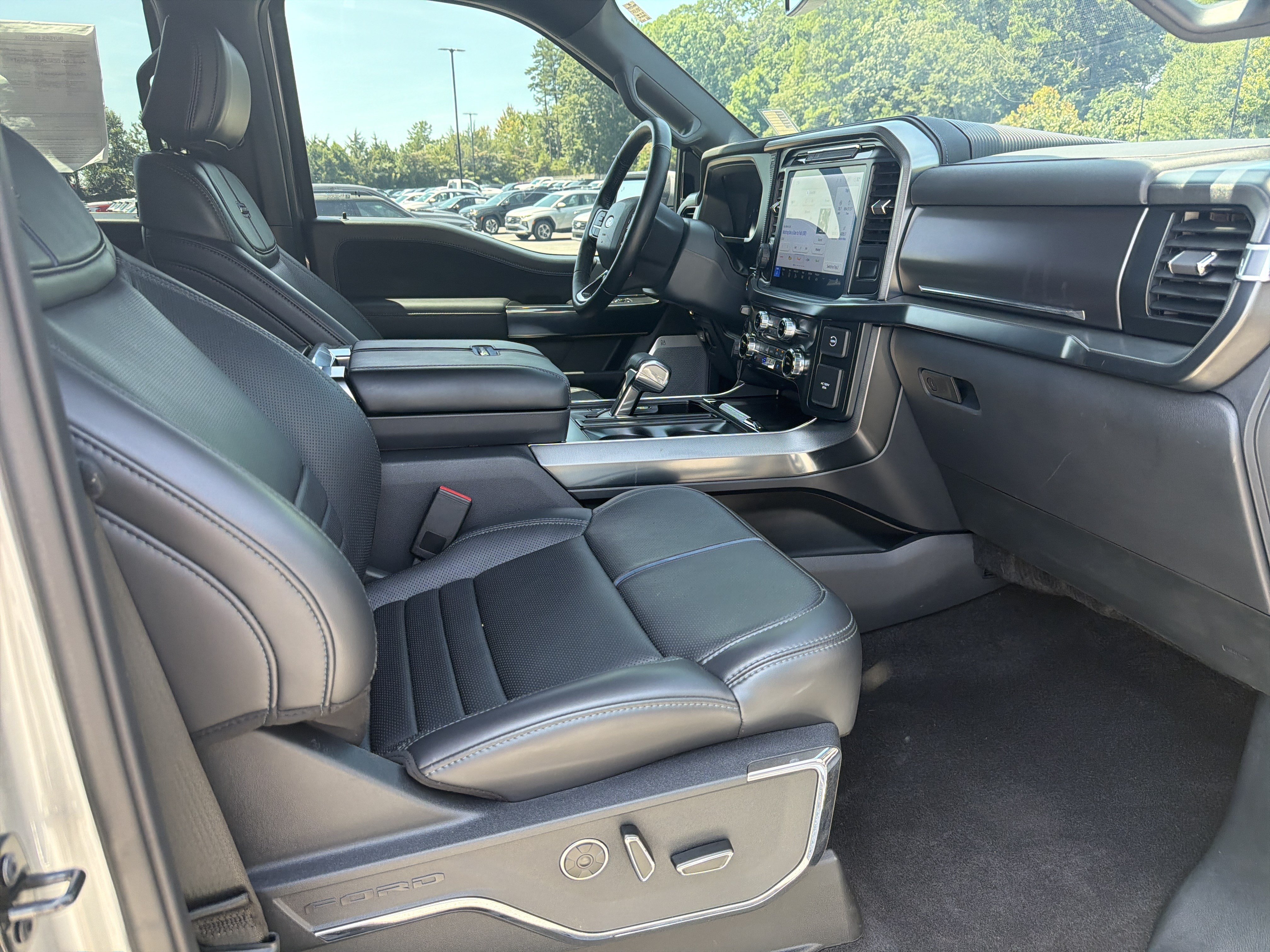 Used 2025 Ford F150 Platinum w/ Equipment Group 702A High AWD/4WD image 16