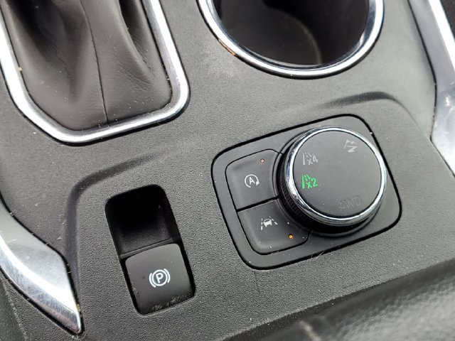 Used 2023 Chevrolet Traverse LT AWD/4WD image 28