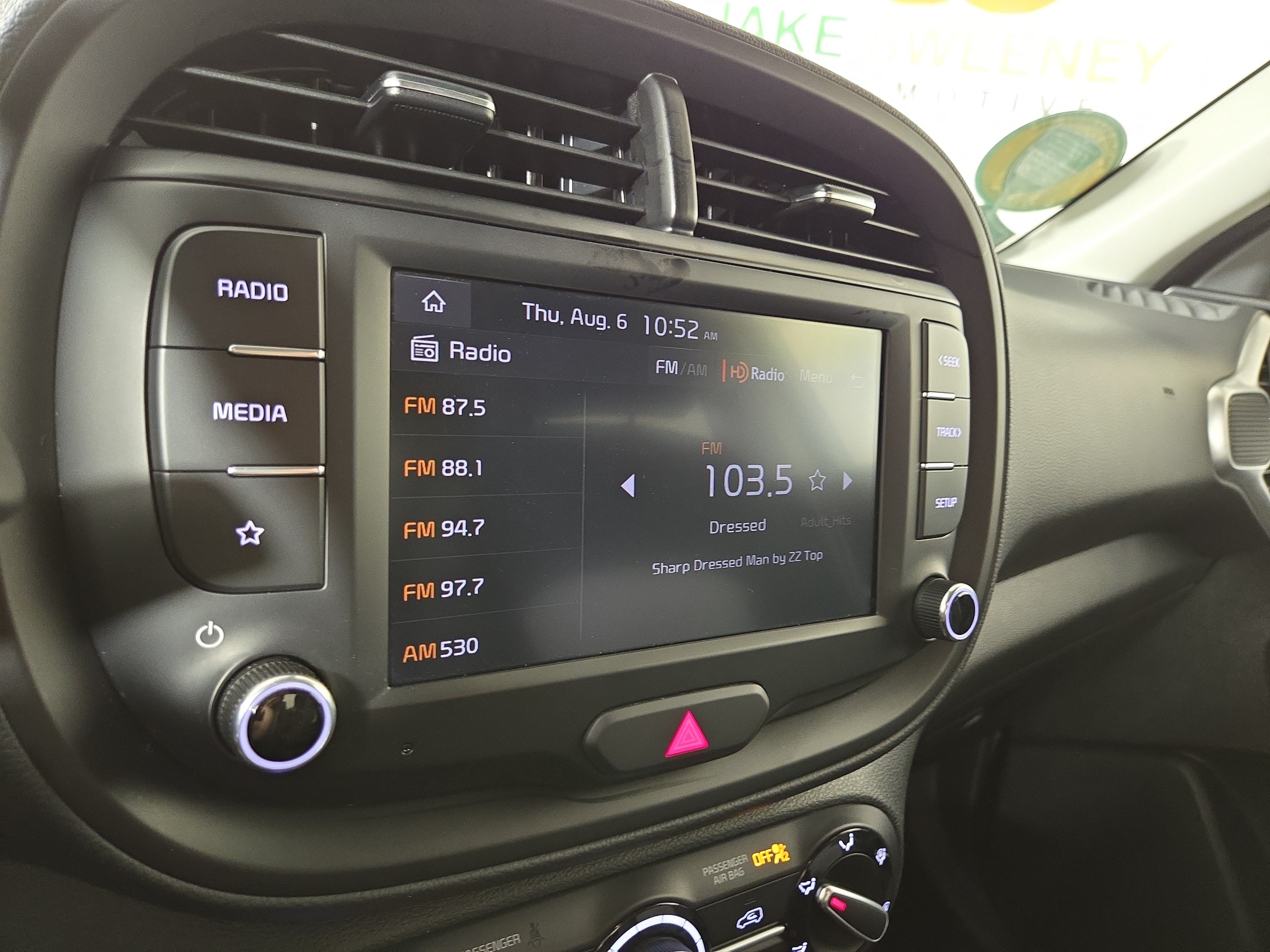 Used 2025 Kia Soul LX w/ LX Technology Package FWD image 19