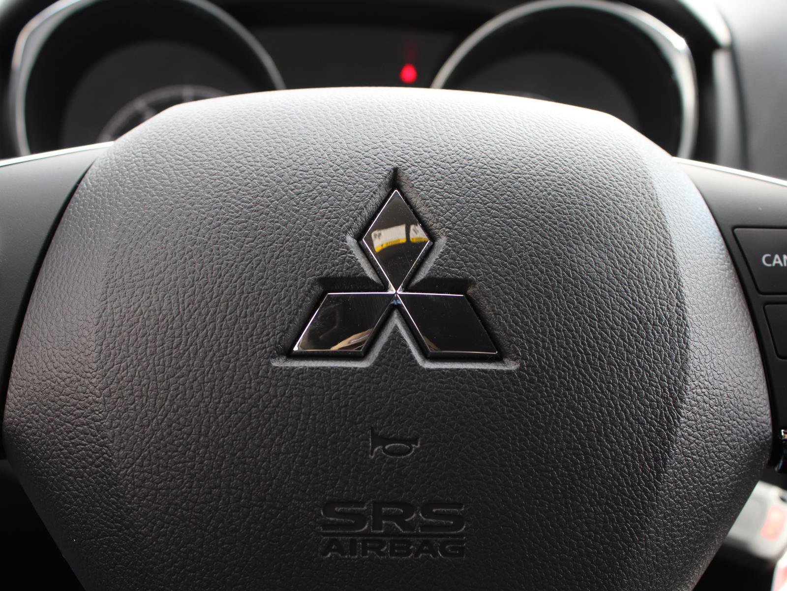 New 2025 Mitsubishi Outlander Sport AWD image 31