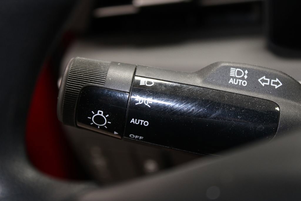 Used 2025 Kia K5 LXS image 29