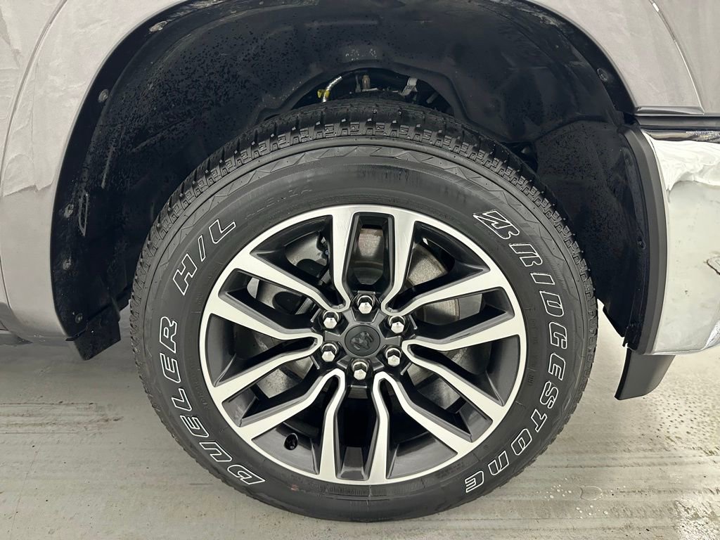 Used 2026 RAM 1500 Limited AWD/4WD image 61