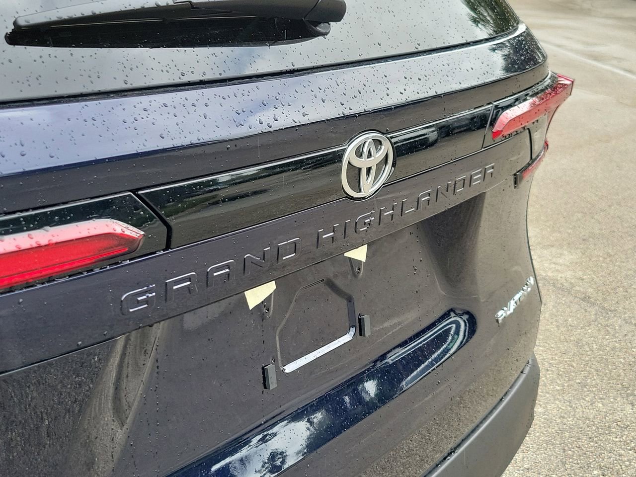 New 2026 Toyota Grand Highlander Platinum image 6