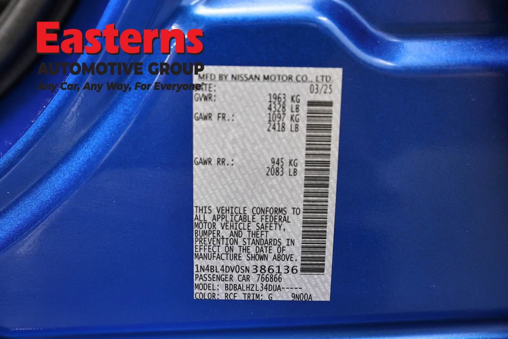Used 2025 Nissan Altima 2.5 SV FWD image 34