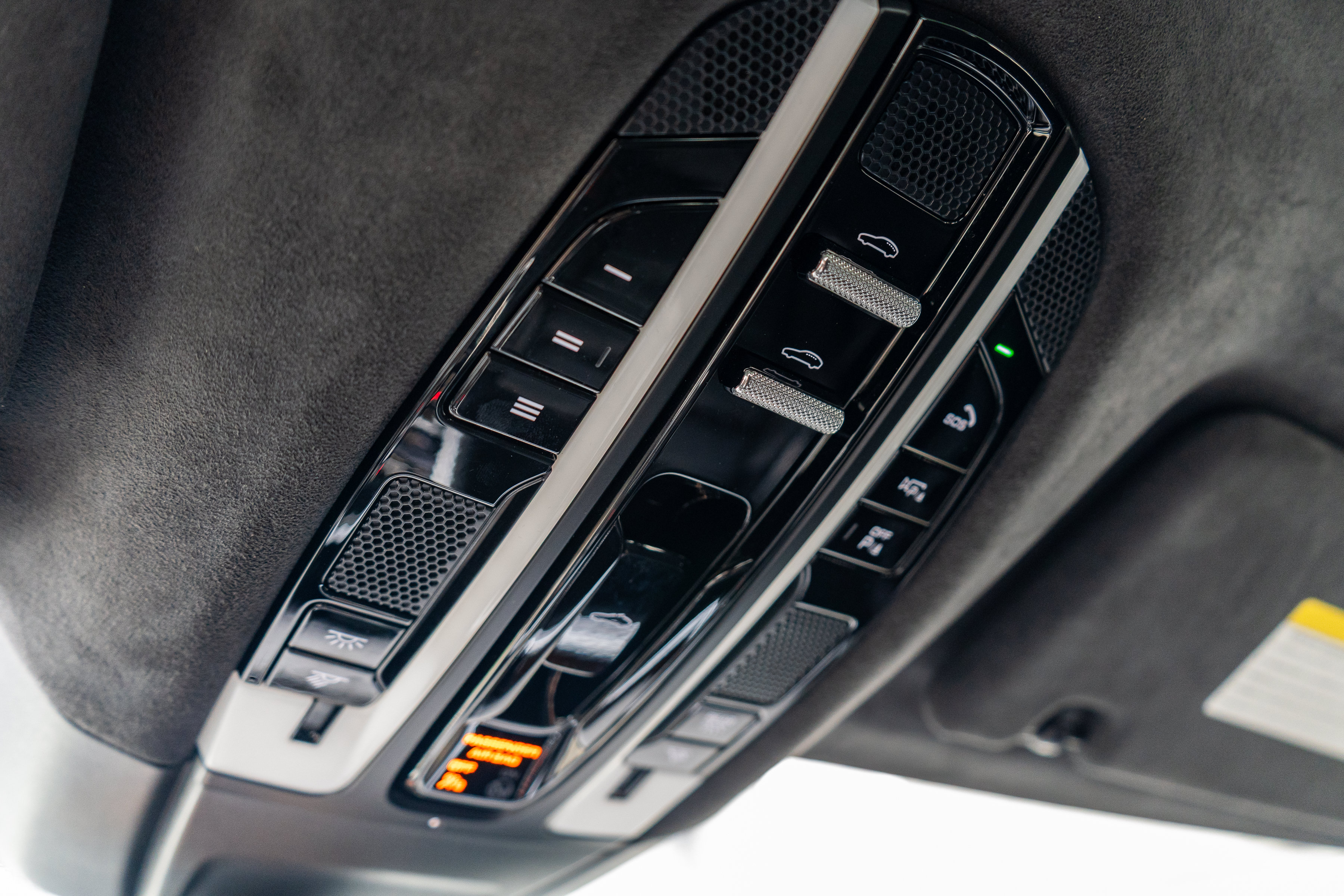 Used 2023 Porsche Panamera Turbo S AWD/4WD image 19