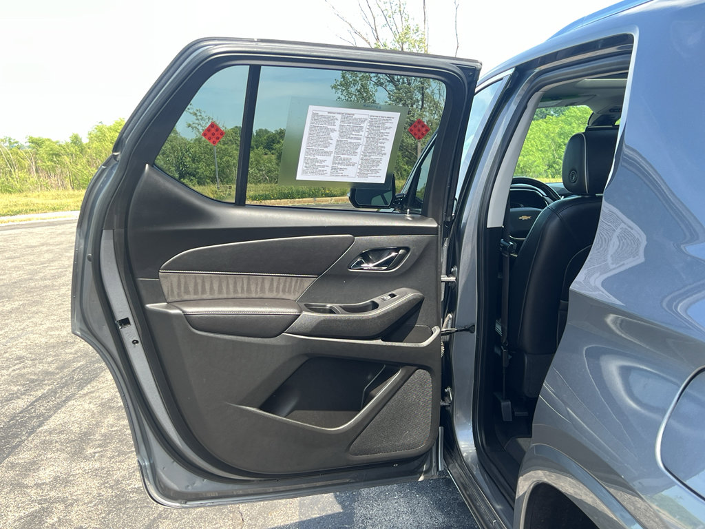 Used 2020 Chevrolet Traverse High Country AWD/4WD image 38